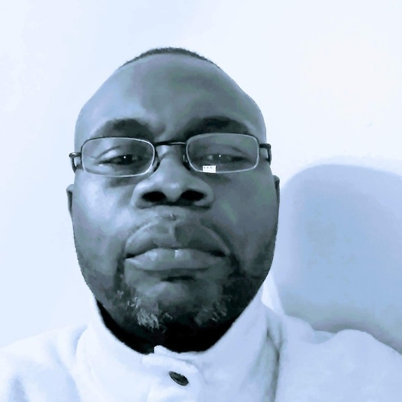Meet your Posher, Andre - Picture 1 of 1